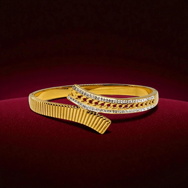 Gold Plated Stainless Steel Anti Tarnish Bracelet with stone