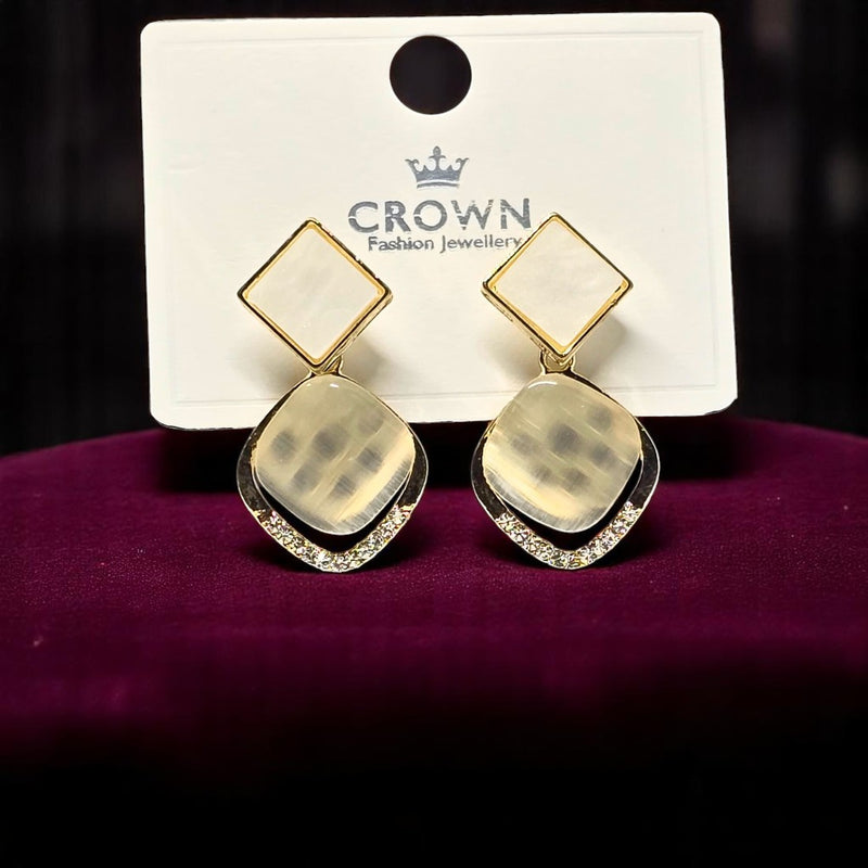 Latest Earrings & Studs