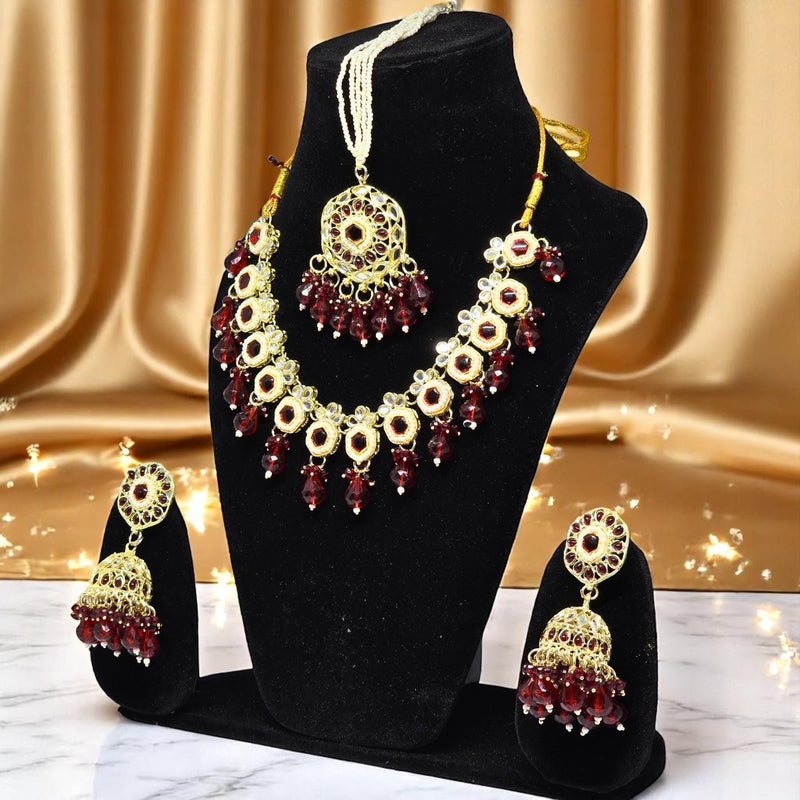Beautiful Elegent Jewellery Set with Earrings & Magntika for Women & Girls