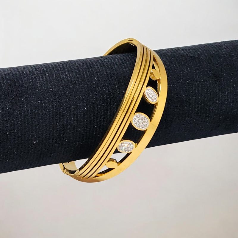 Premium Anti-Tarnish Gold Plated Bracelet | Lightweight Stylish Design | Party & Regular Wear