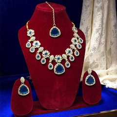 Beautiful Necklace with Earrings & Mangtikka