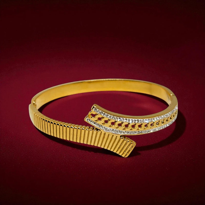 Gold Plated Stainless Steel Anti Tarnish Bracelet with stone