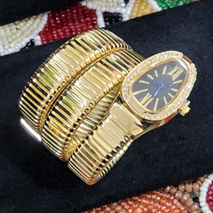 Black Dial Snake-Shaped Quartz Golden Bracelet Watch for Women with Elastic Winding and Oval Dial